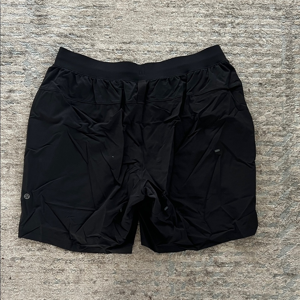 lululemon athletica Black Athletic Shorts - Picture 2 of 2